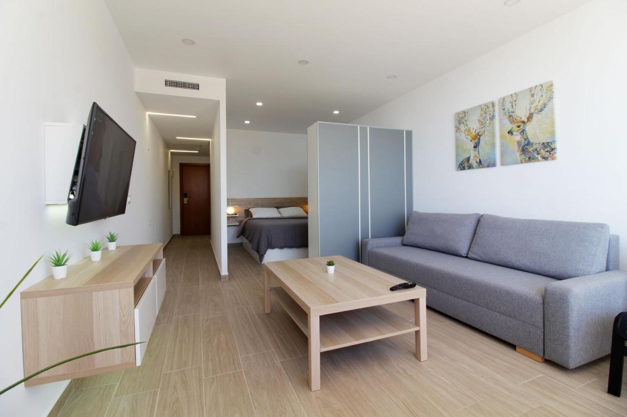 דירות פואנגירולה Apartamento Las Palmeras מראה חיצוני תמונה